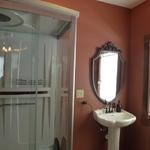 Bathroom in Topaz Suite